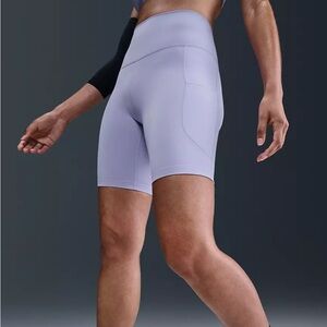 Nike Women's One High-Waisted 8" Biker Shorts With Pockets